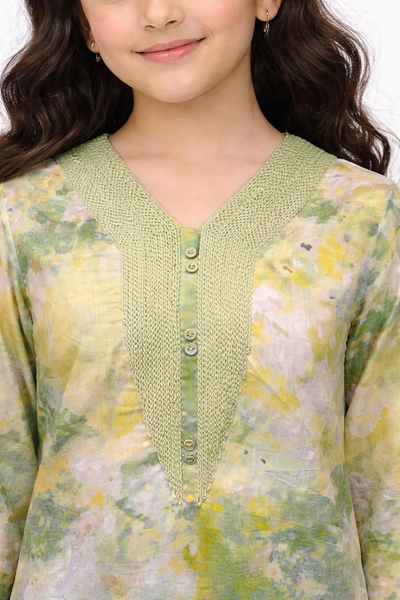 Artemea Girls Green Digital printed Jalabiya with Embroidered V-Neck – Modest Ankle Length Dress